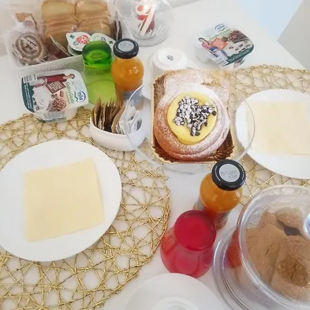 Il Colore Dei Sogni לינה וארוחת בוקר Due Carrare